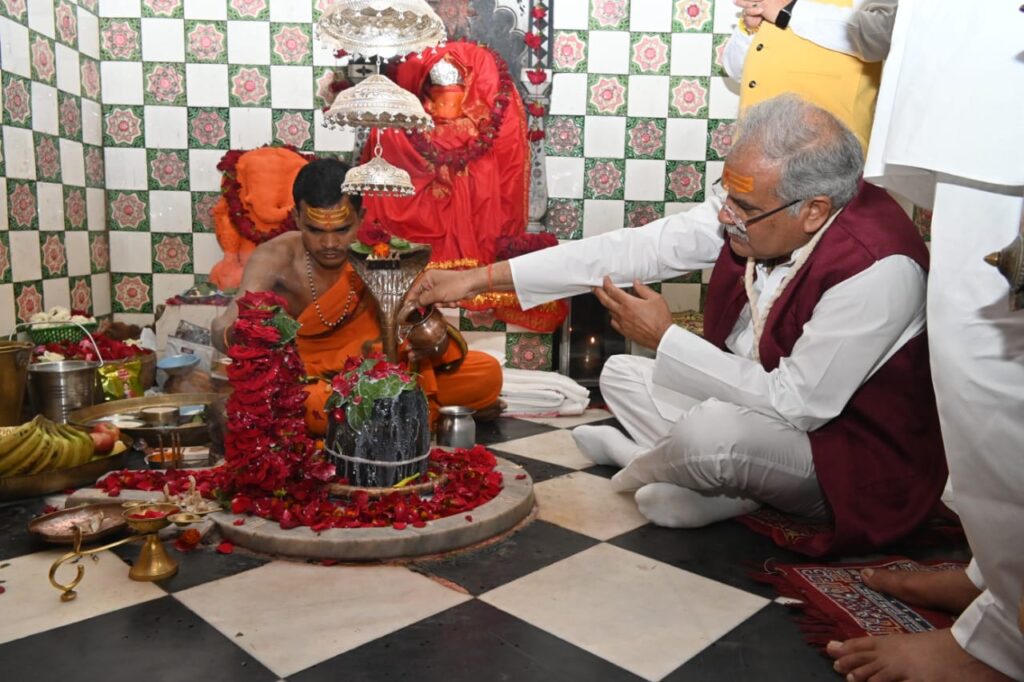 गंधेश्वर नाथ मंदिर