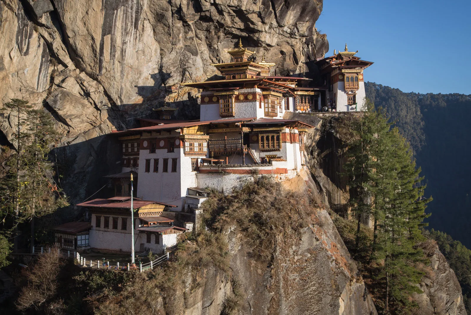 Bhutan Cuts Tourist Fee by 50% to Attract Travelers