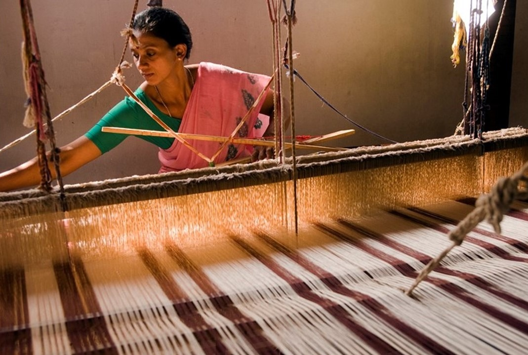 Indian Handloom : Weaving Colorful Tourism 2023