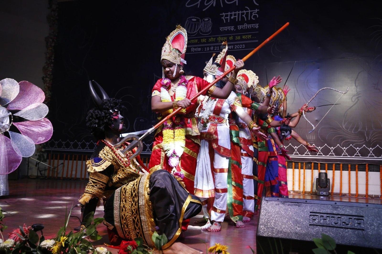 छत्तीसगढ़ी संस्कृति के साथ राजस्थानी और गरबा नृत्य ने मोहा दर्शकों का मन