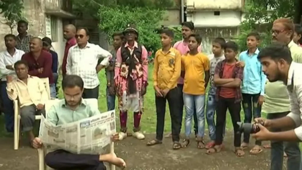ये है यूट्यूबर्स का गांव तुलसी…