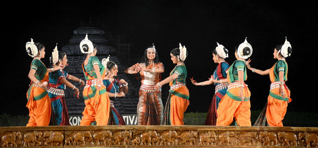 Konark Festival: Cultural Splendor