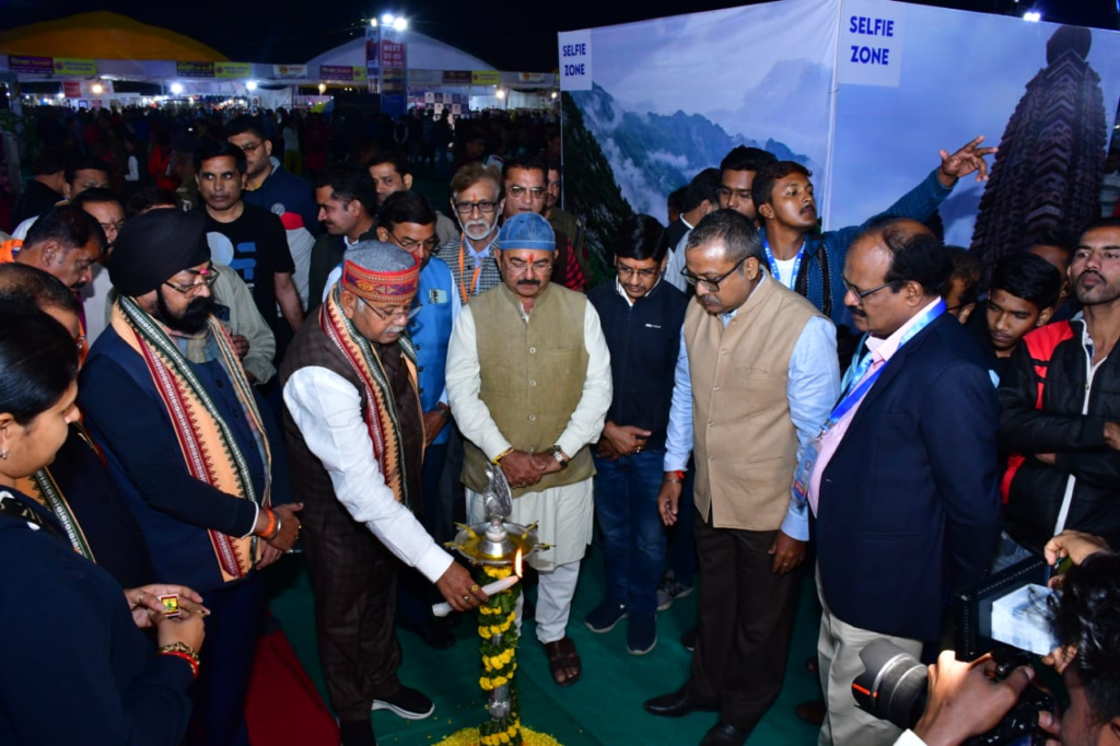 MLA Dharamlal Kaushik Inaugurates Travel and Tourism Bazaar