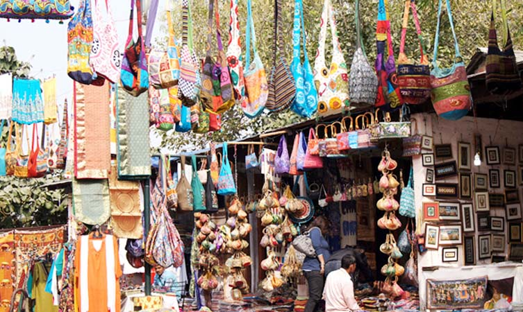 Agra’s Taj Mahal Souvenir Shops