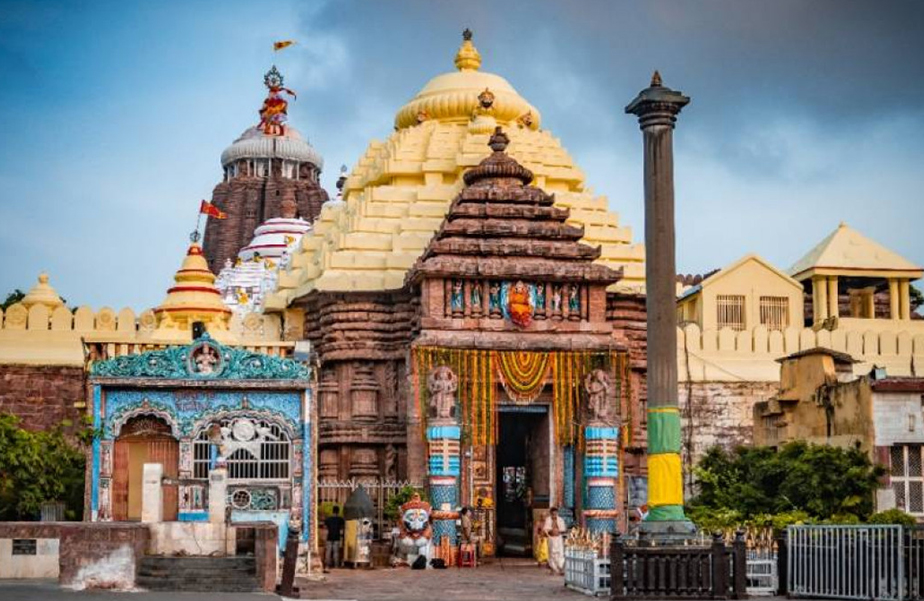 Experience the Jagannath Puri Rath Yatra: A Traveler's Guide
