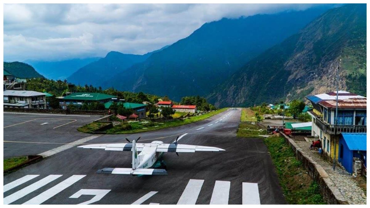 The World's Most Breathtaking Airport Landings