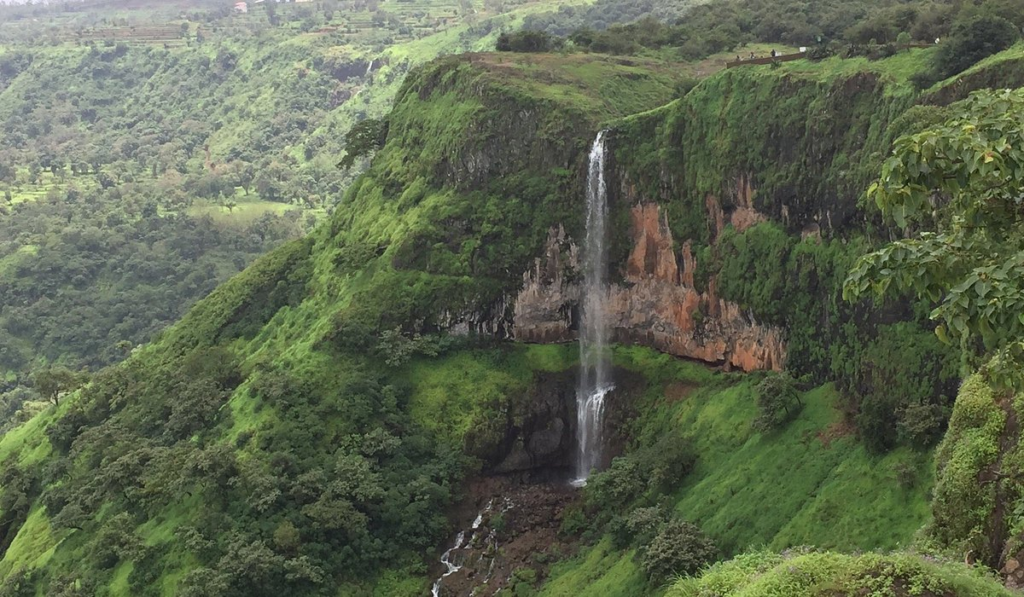 Exploring Maharashtra’s 5 Most Unique Hill Stations This April