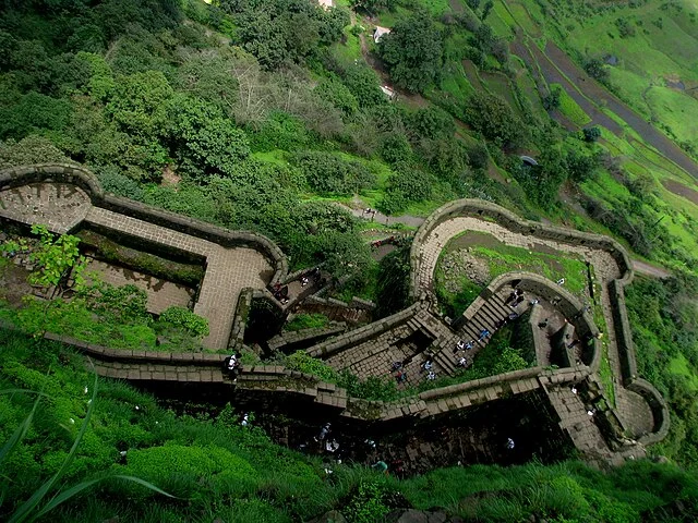 Exploring Maharashtra’s 5 Most Unique Hill Stations This April