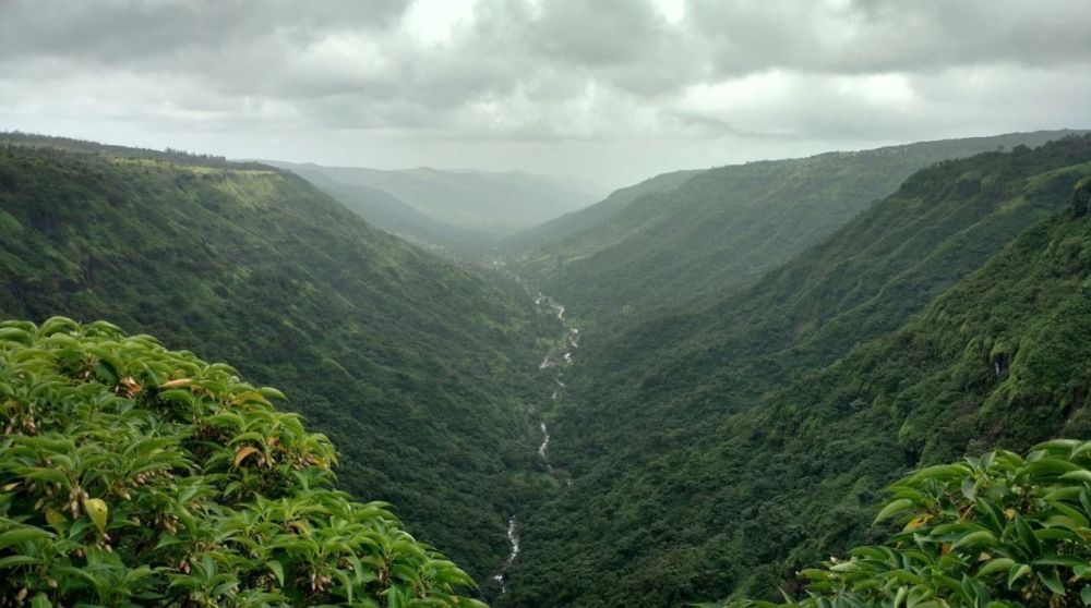 Exploring Maharashtra’s 5 Most Unique Hill Stations This April