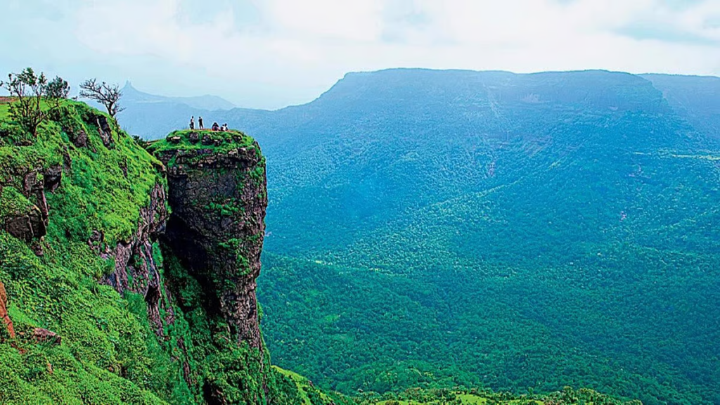 Exploring Maharashtra’s 5 Most Unique Hill Stations This April