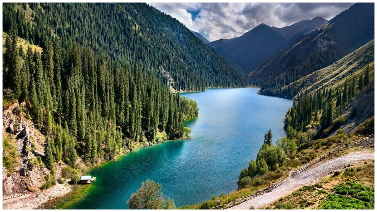 10 Landlocked Countries in Asia and What Makes Them Travel-Worthy
