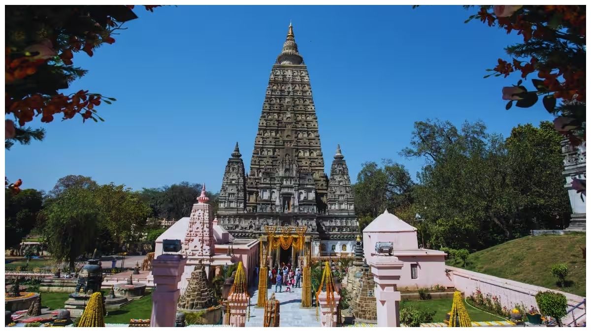 Gaya Pind Daan Guide: Why Bihar’s Ancient City Draws Pilgrims During Pitru Paksh