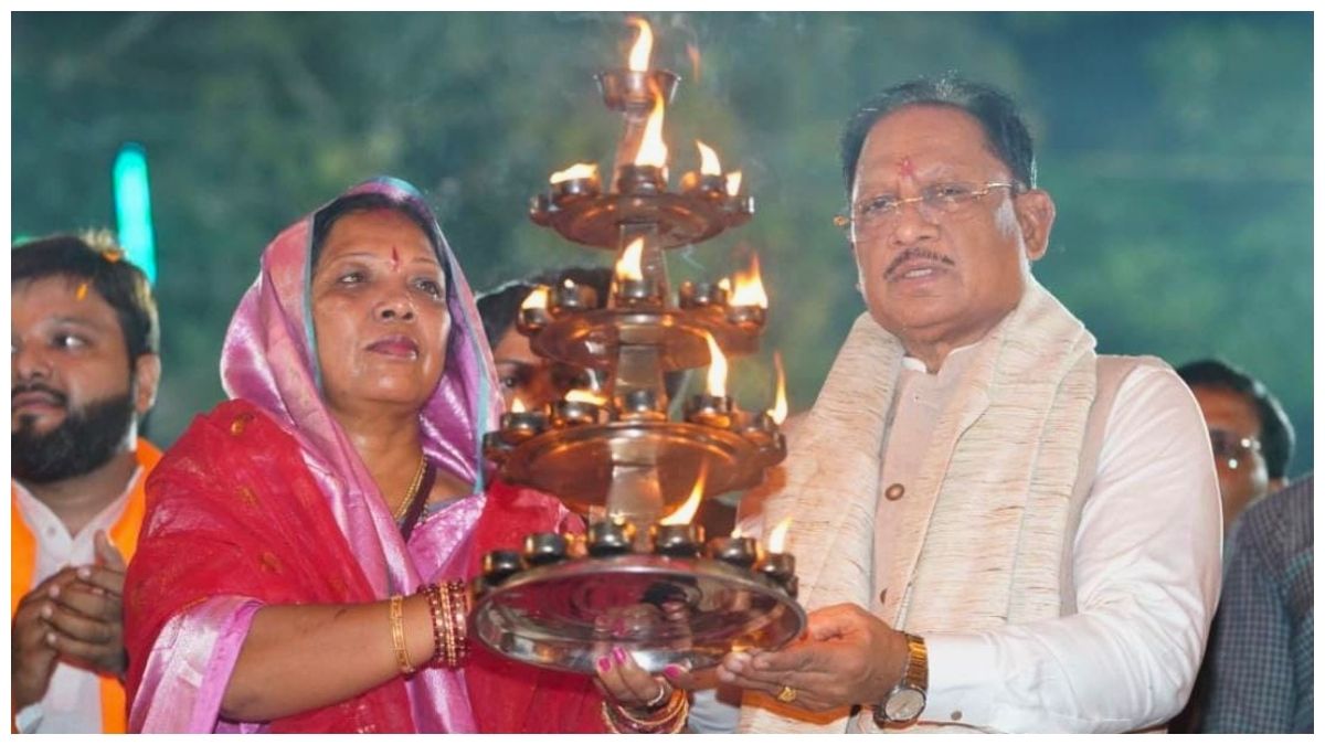 माता शबरी की पावन नगरी शिवरीनारायण में चित्रोत्पला गंगा महाआरती में शामिल हुए मुख्यमंत्री विष्णु देव साय