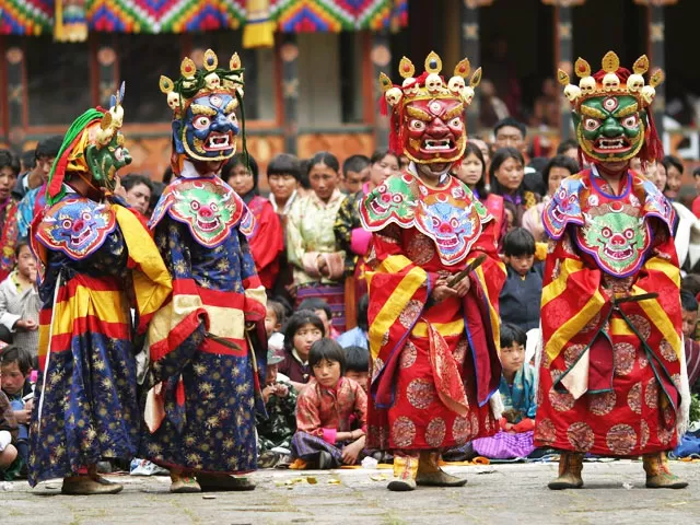 Discover the Vibrant Ladakhi Culture at the Ladakh Festival 2023