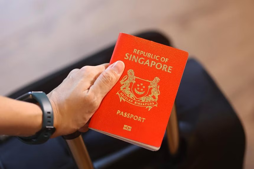 How the Singapore Passport Surpassed the US Passport in Strength